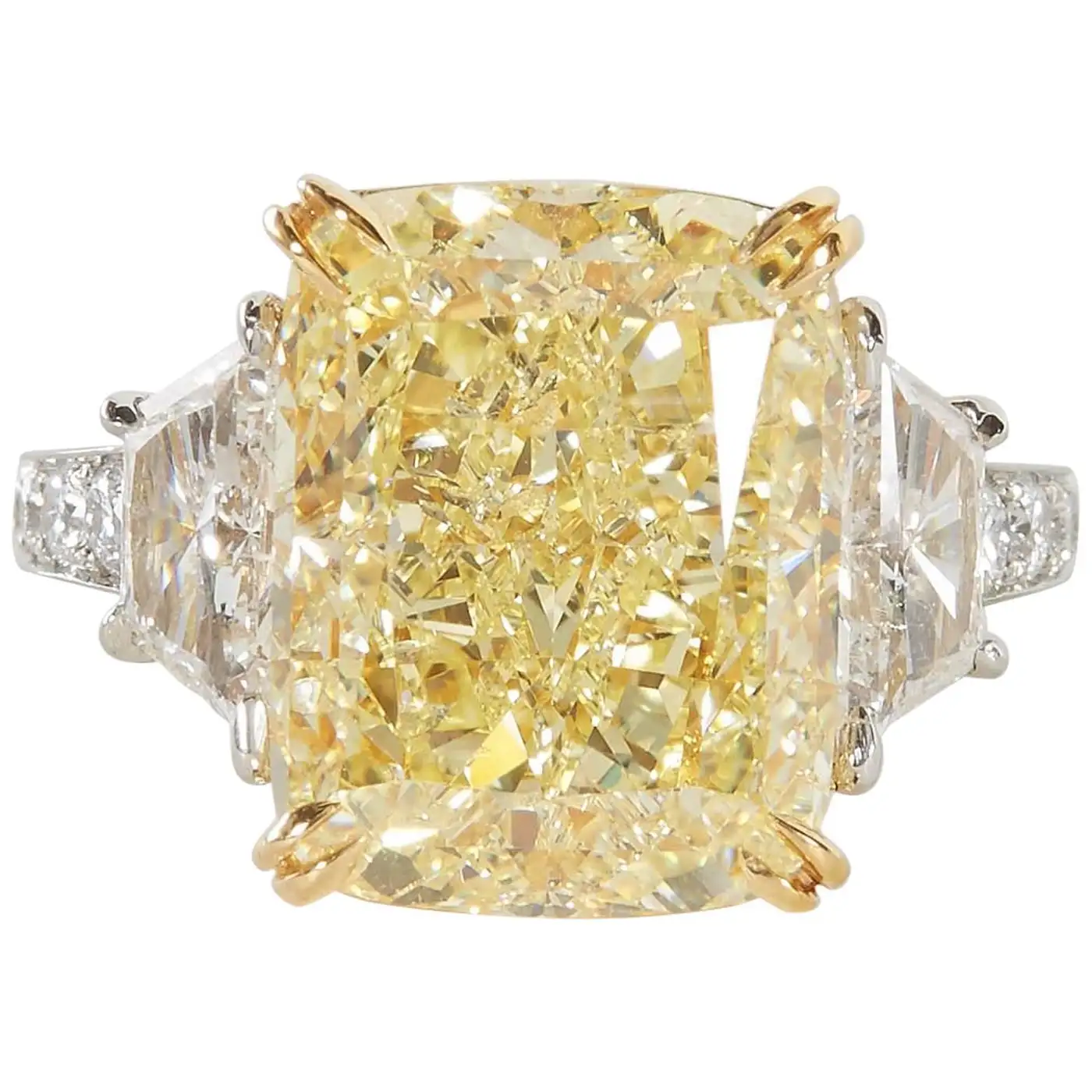 10-carat-Fancy-Yellow-GIA-Diamond-Ring-1.webp
