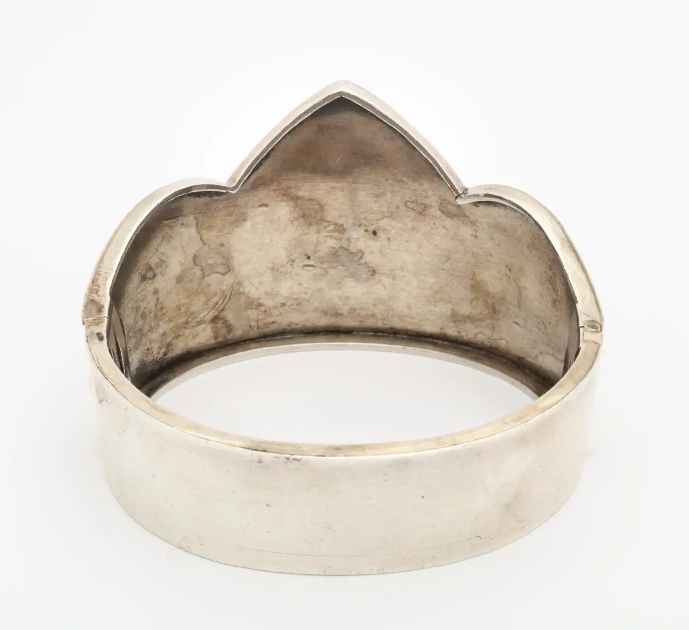Antique-Victorian-Sterling-Silver-Cuff-Crown-Bracelet-2.webp