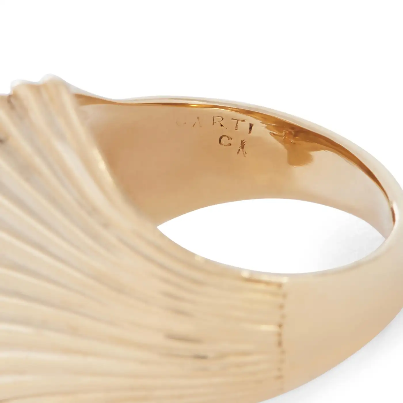 Cartier-18-Karat-Gold-Fluted-Dome-Ring-3.webp