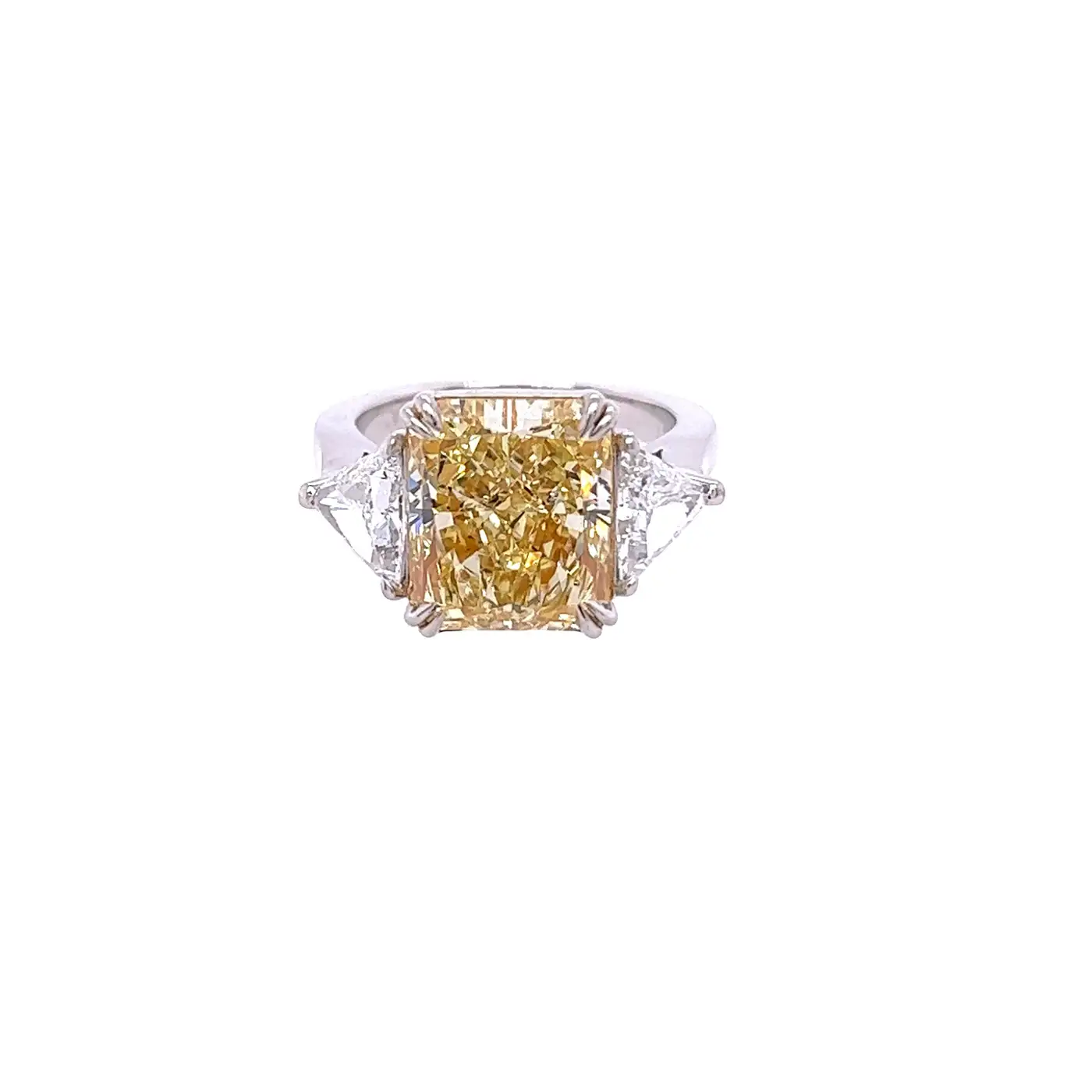 David-Rosenberg-5.68-ct-Fancy-Light-Yellow-Radiant-GIA-Diamond-Engagement-Ring-6.webp
