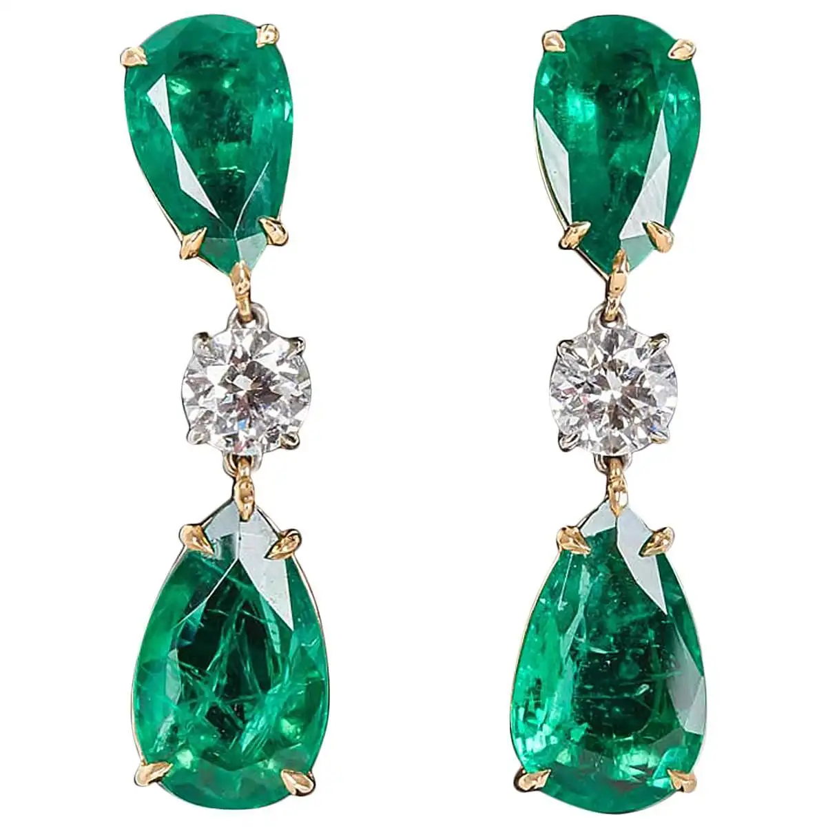 Elegant-Green-Emerald-Diamond-Gold-Drop-Earrings-1.webp