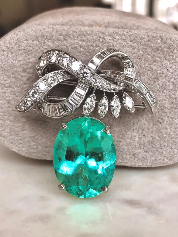 Emeralds Maravellous 18.76ct Certified