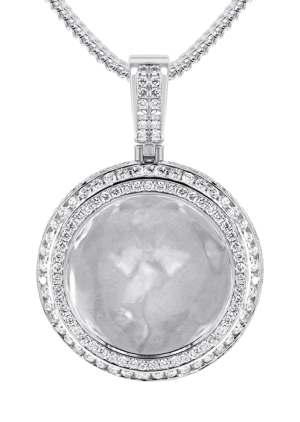 14K White Gold Diamond Round Picture Pendant Necklace 2