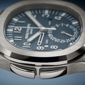 Patek Philippe 5164G-001 Aquanaut Travel Time White Gold Blue-Gray Dial